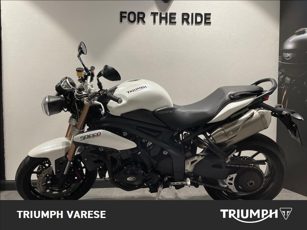TRIUMPH Speed Triple 1050 