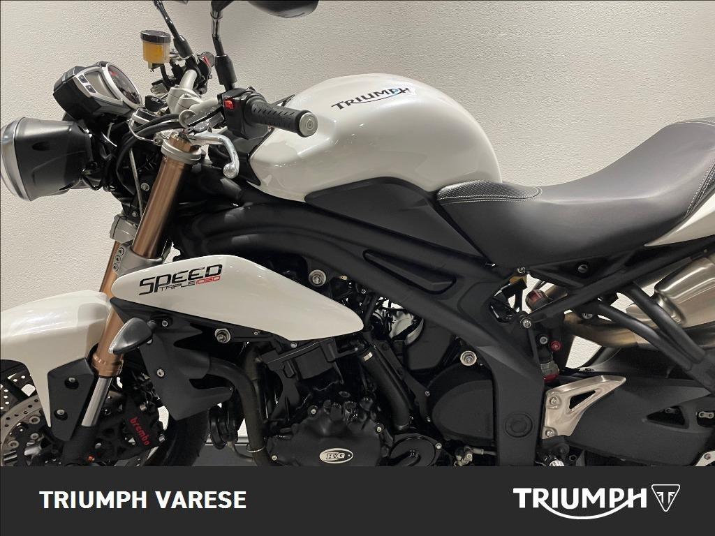TRIUMPH Speed Triple 1050 