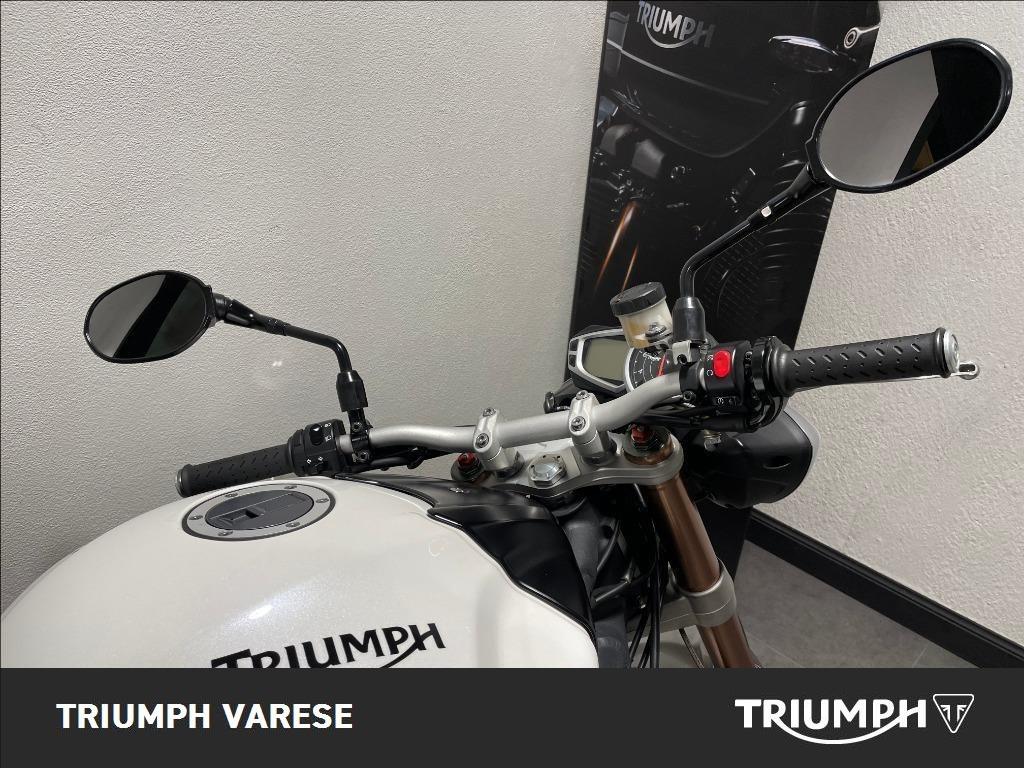 TRIUMPH Speed Triple 1050 