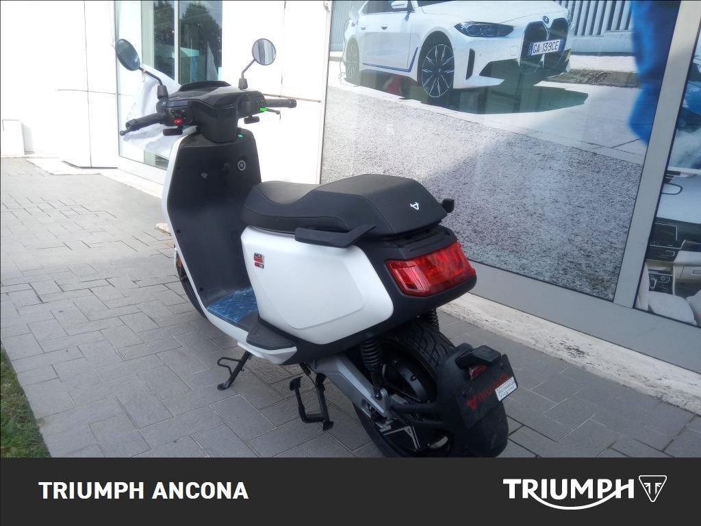 NIU MQi GT Evo 100km/h