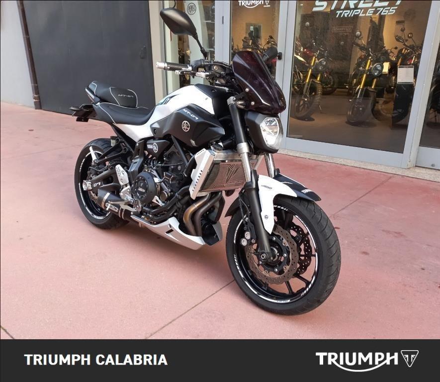 YAMAHA MT-07 690 Abs