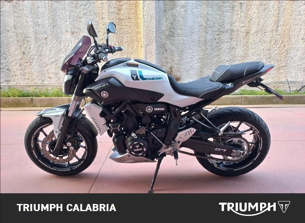 YAMAHA MT-07 690 Abs
