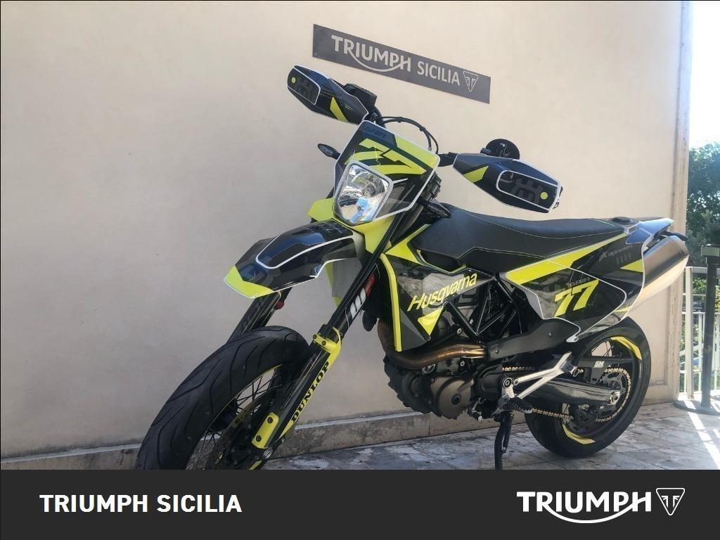 HUSQVARNA Supermoto 701 4T 