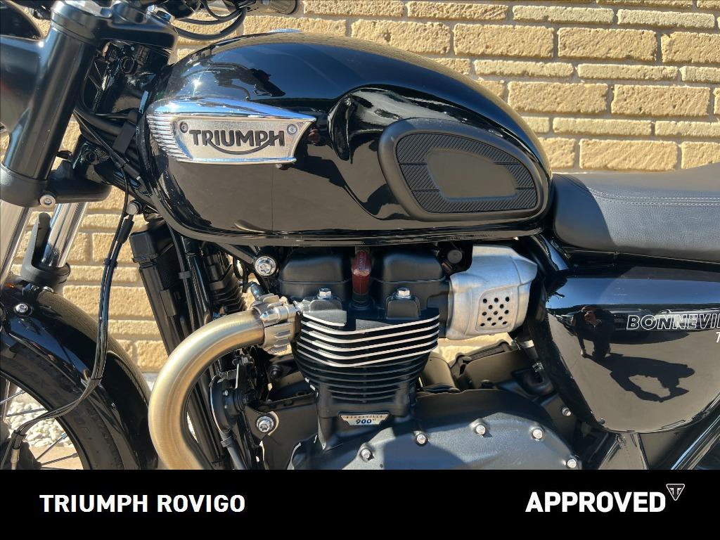 TRIUMPH Bonneville 900 T100 E5