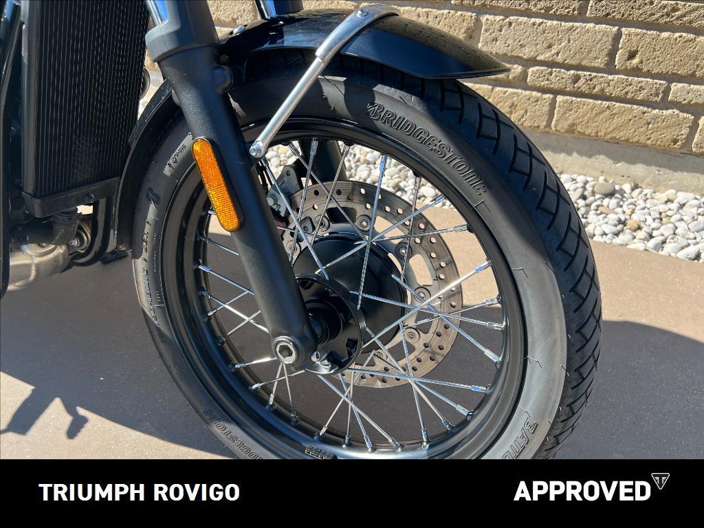 TRIUMPH Bonneville 900 T100 E5