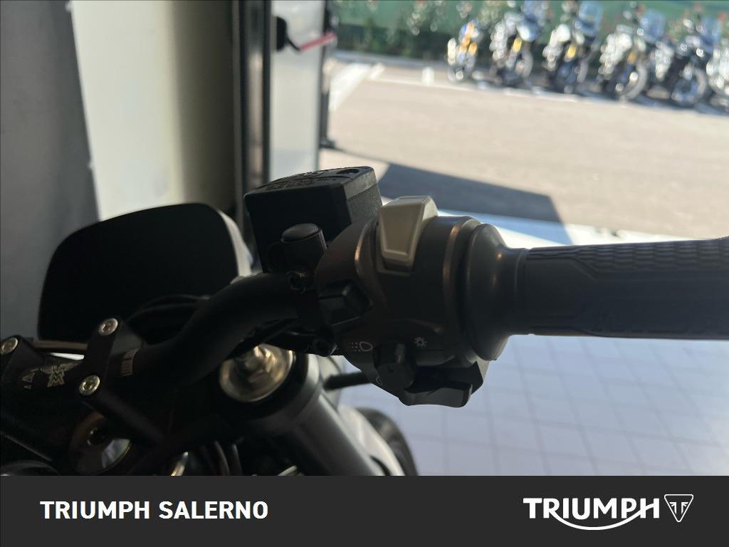 MOTO MORINI Seiemmezzo STR 650 Abs