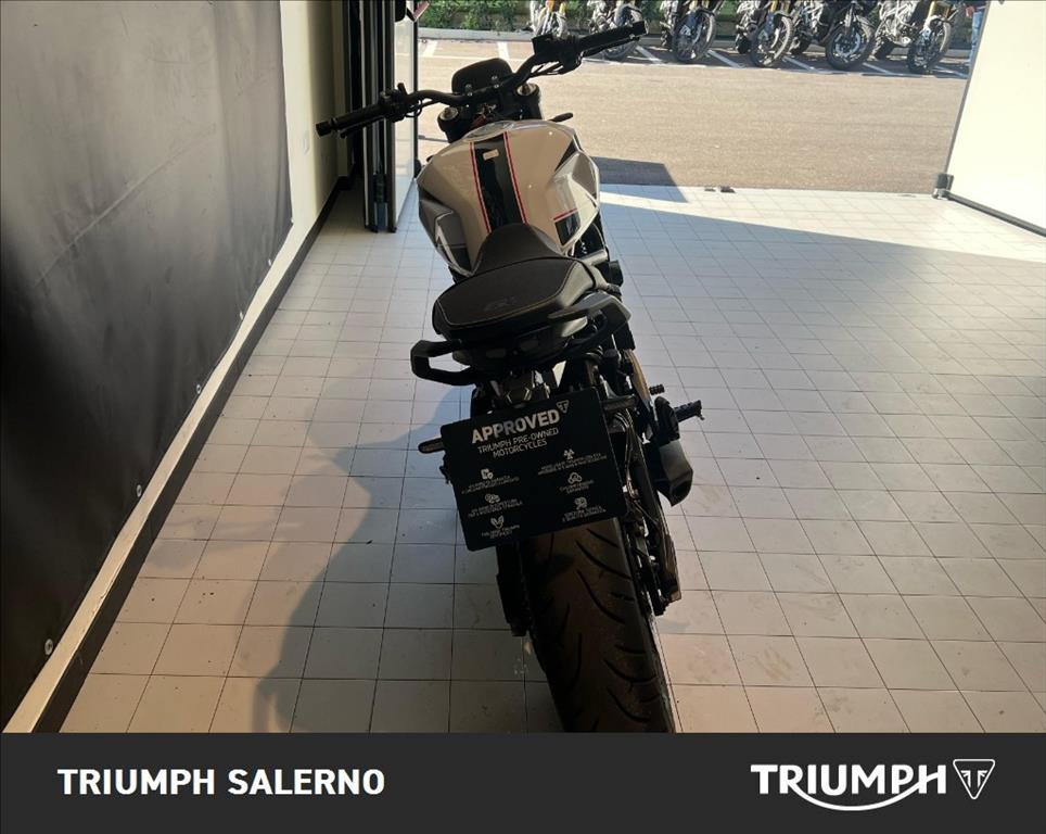 MOTO MORINI Seiemmezzo STR 650 Abs