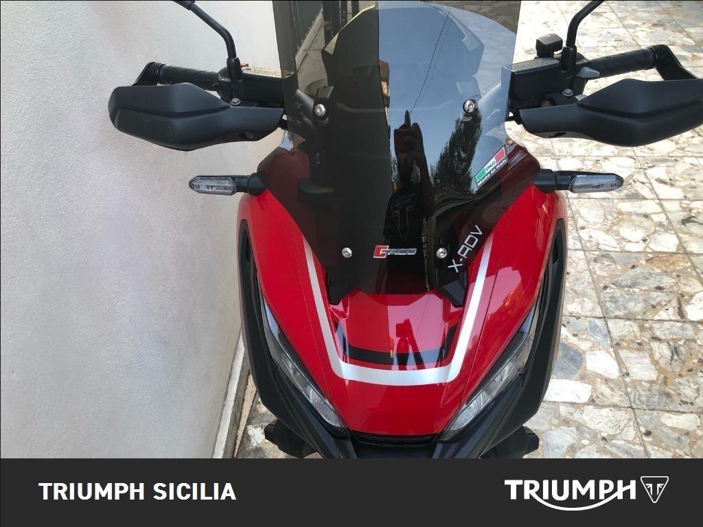 HONDA X-ADV 750 DCT Abs