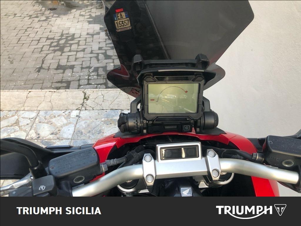 HONDA X-ADV 750 DCT Abs