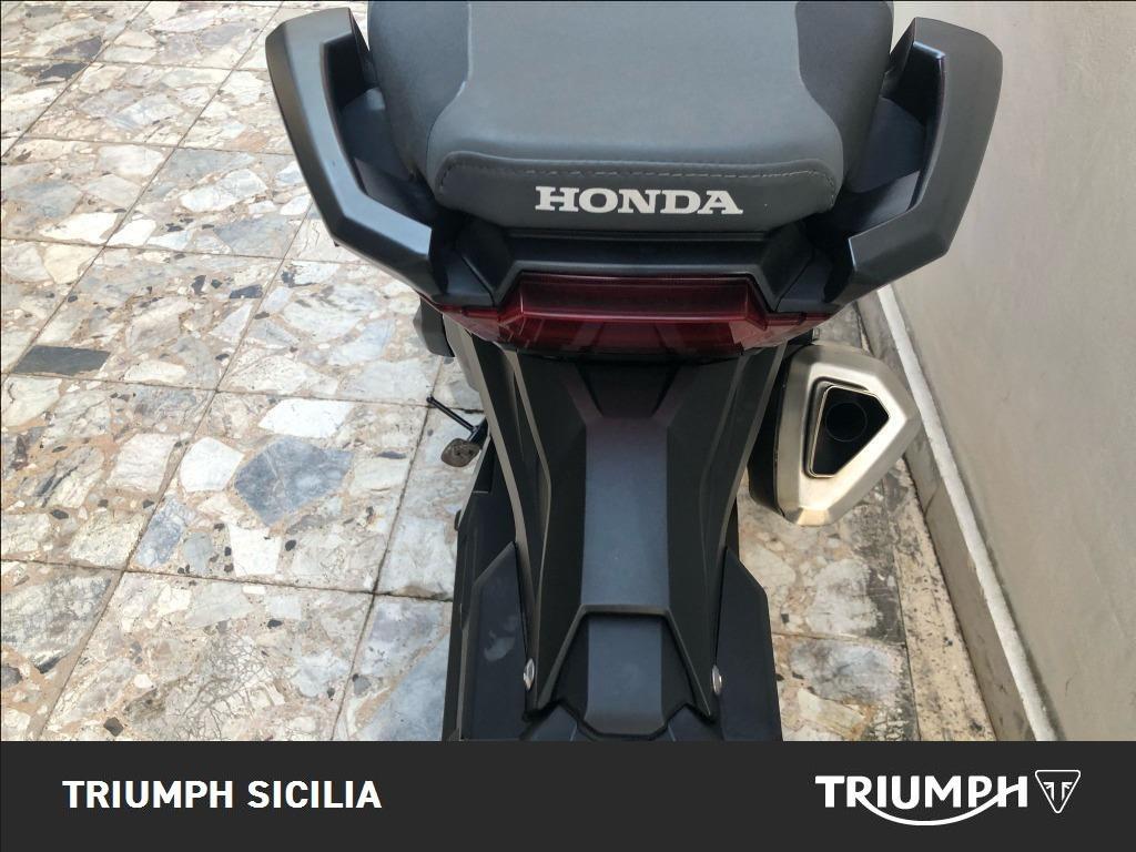 HONDA X-ADV 750 DCT Abs