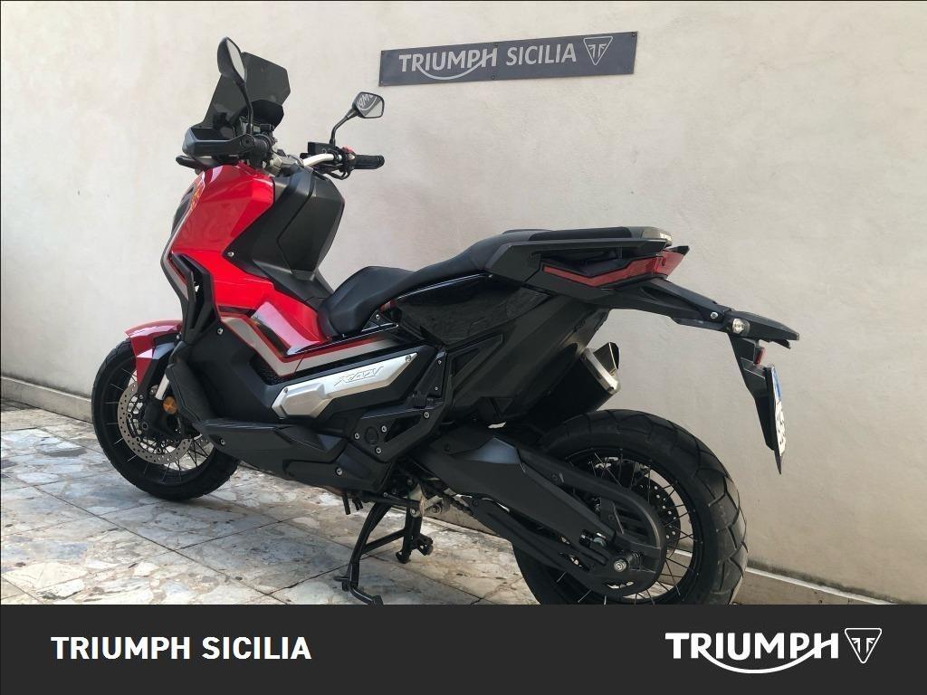HONDA X-ADV 750 DCT Abs