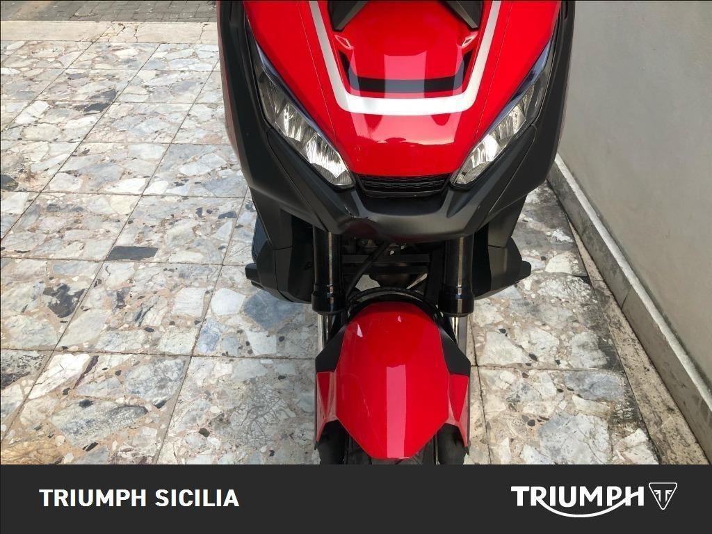 HONDA X-ADV 750 DCT Abs