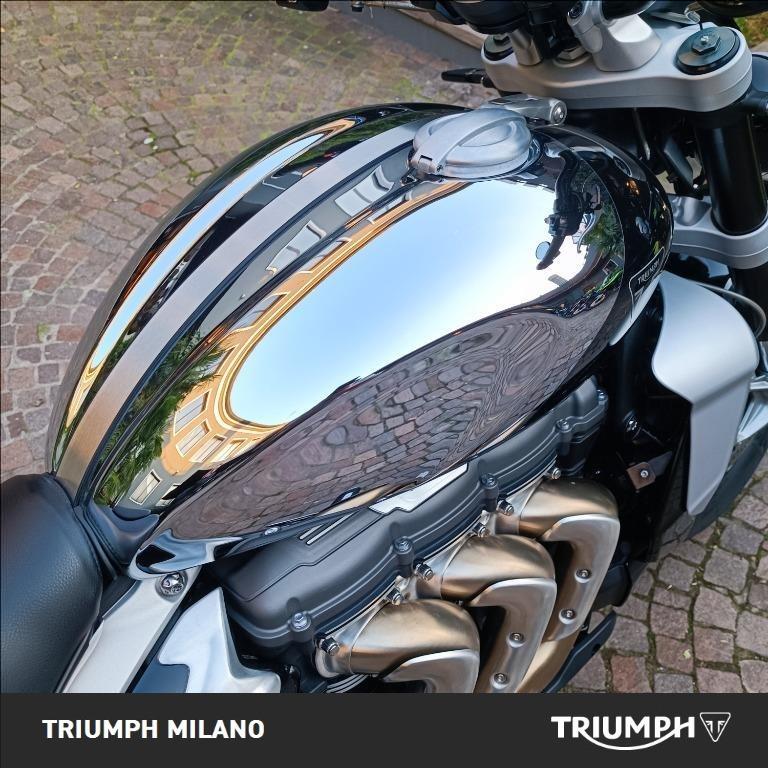 TRIUMPH Rocket III 2500 R Chrome Edition