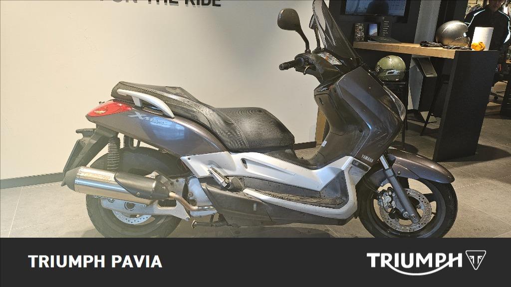 YAMAHA X-Max 125 