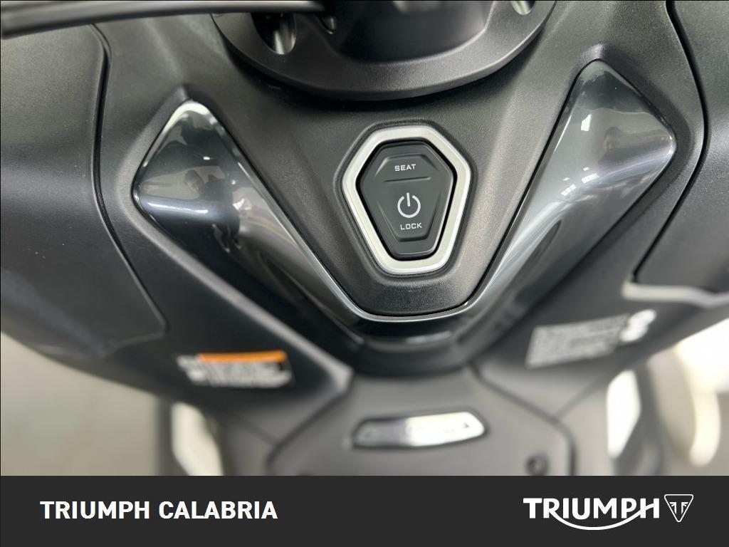 YAMAHA T-Max 560 Tech Max Abs
