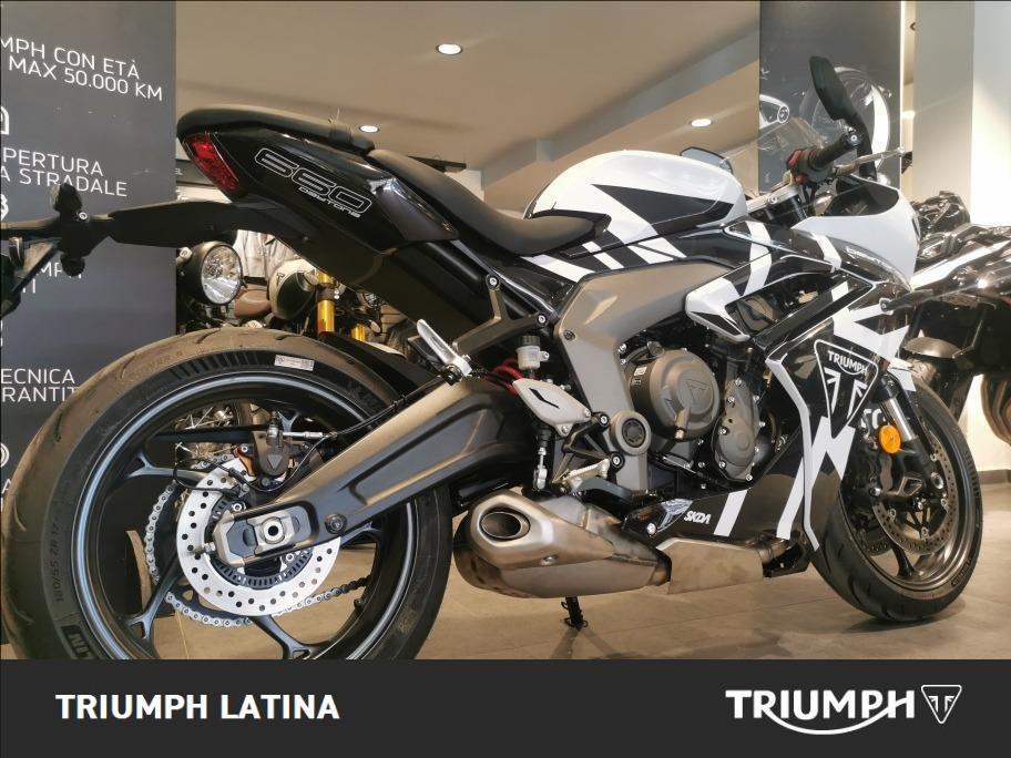 TRIUMPH Daytona 660 Abs