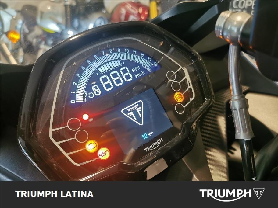 TRIUMPH Daytona 660 Abs