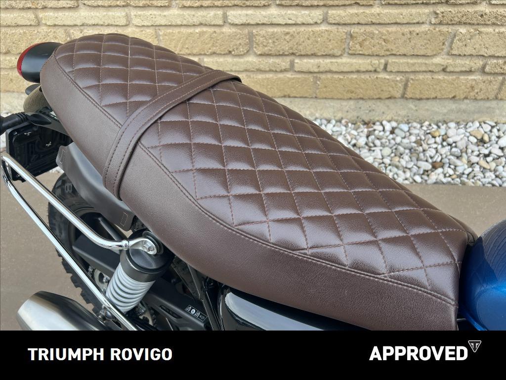 TRIUMPH Street Twin 900 