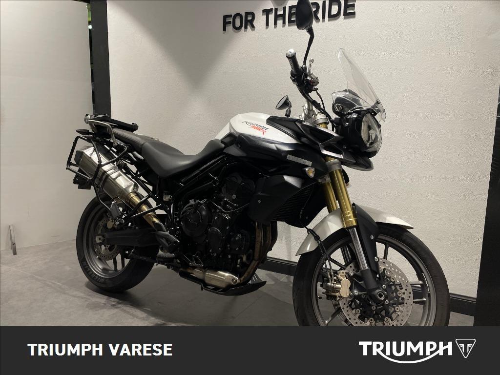 TRIUMPH Tiger 800 