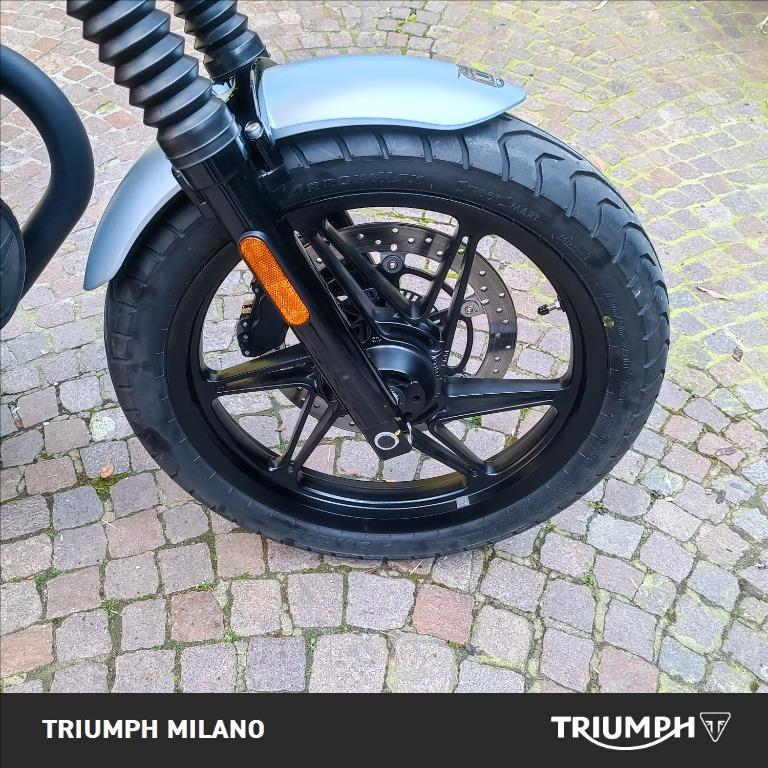 MOTO GUZZI V7 850 Stone Abs