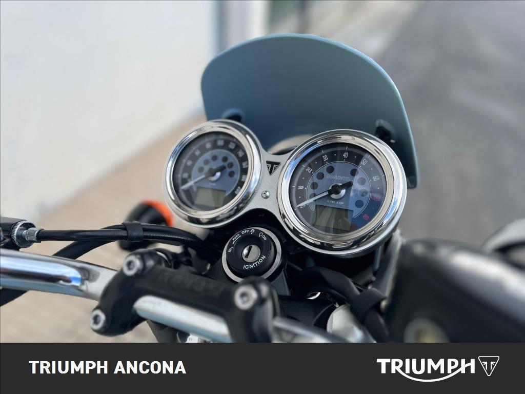 TRIUMPH Bonneville 900 T100 E5