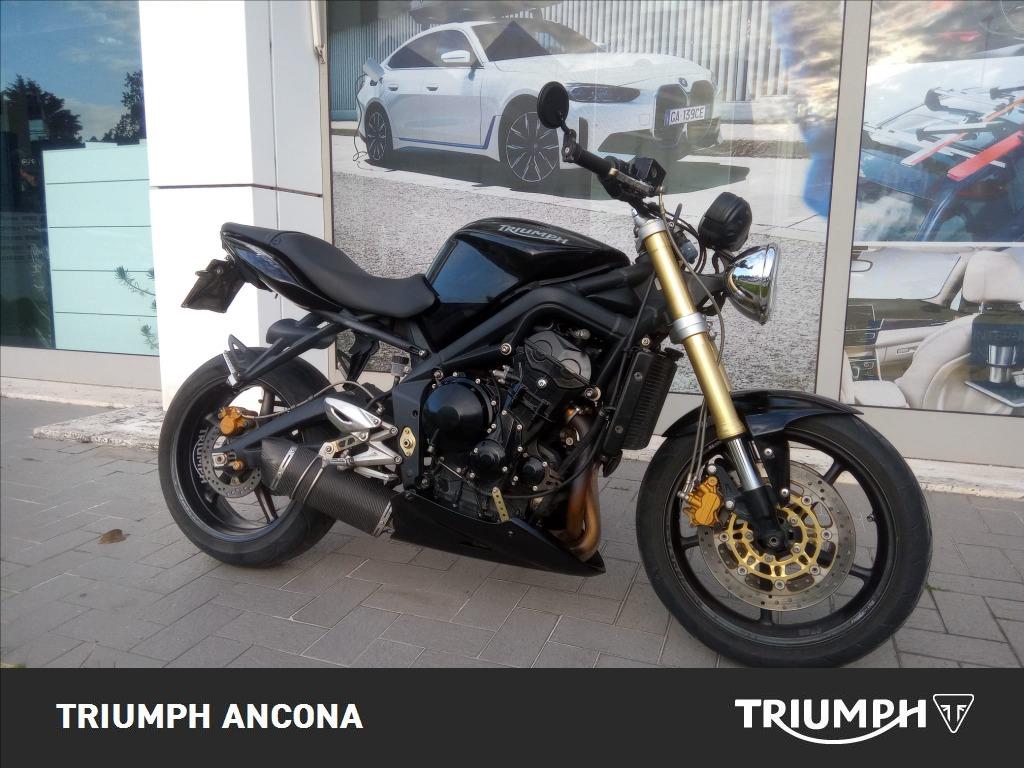 TRIUMPH Street Triple 675 