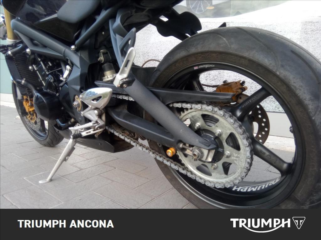 TRIUMPH Street Triple 675 