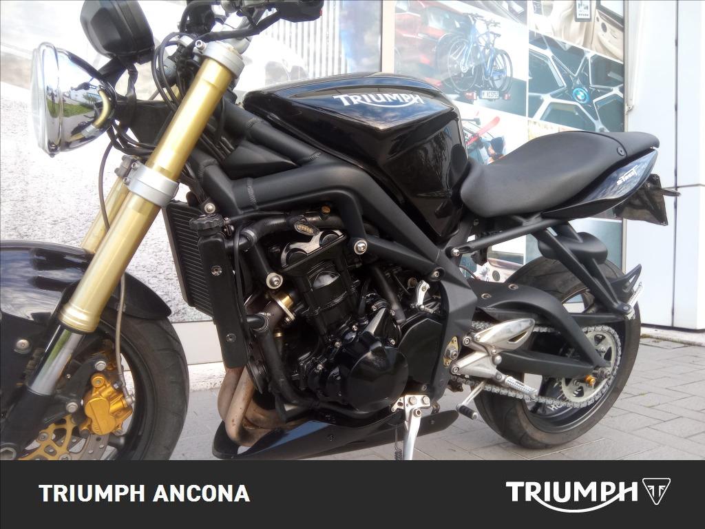 TRIUMPH Street Triple 675 