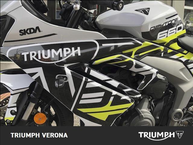 TRIUMPH Daytona 660 Abs