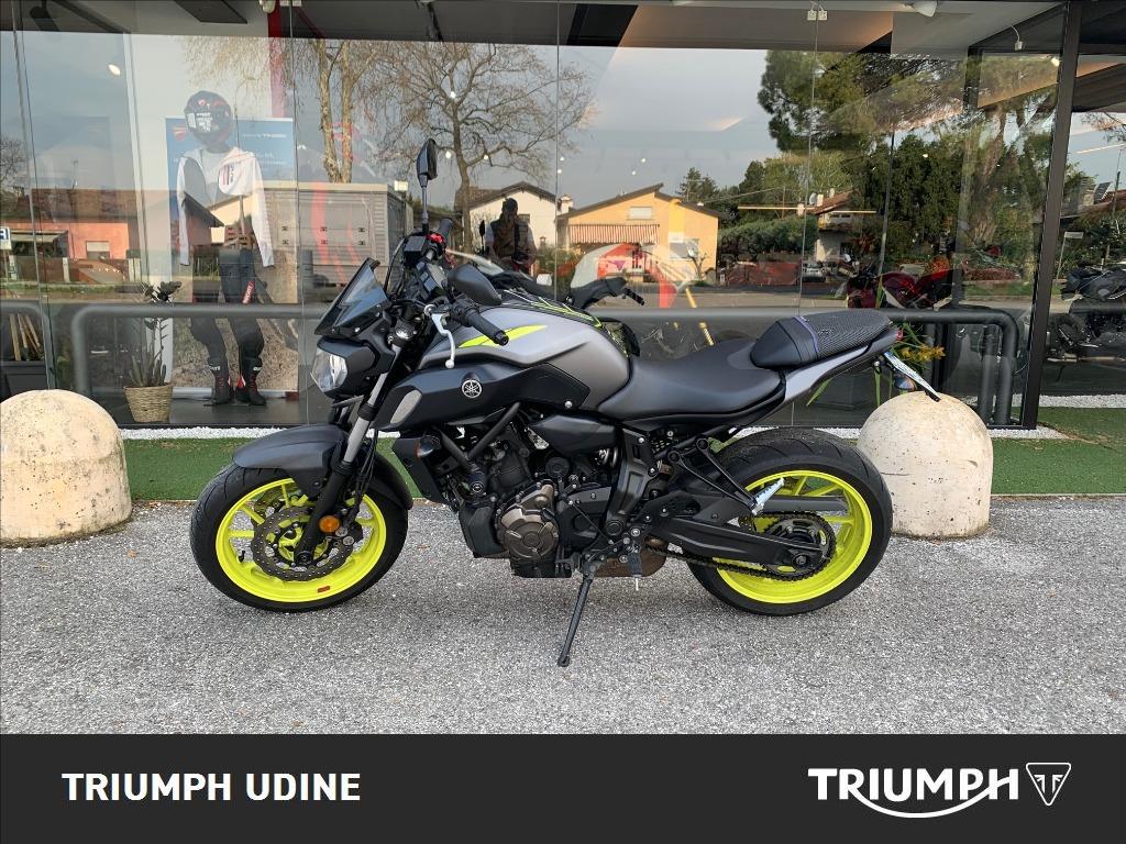 YAMAHA MT-07 690 Abs