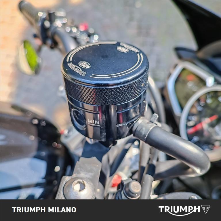 TRIUMPH Street Triple 675 R Abs
