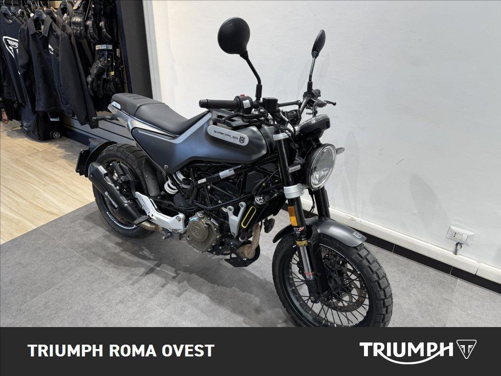 HUSQVARNA Svartpilen 125 4T