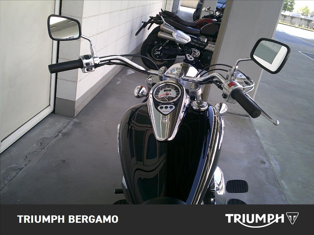 KAWASAKI Vulcan VN 900 Classic