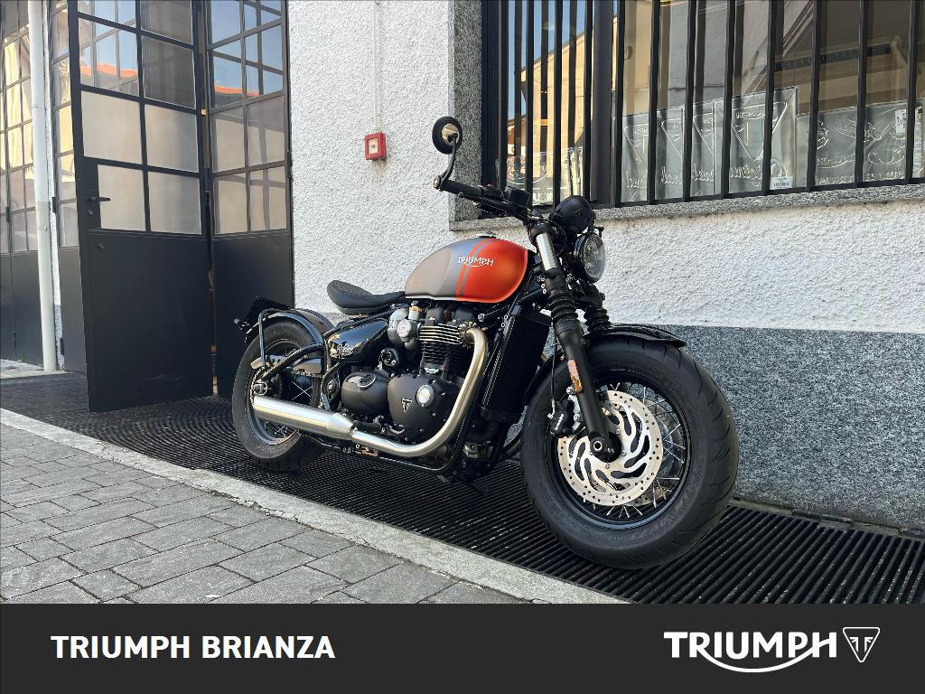 TRIUMPH Bonneville 1200 Bobber E5+