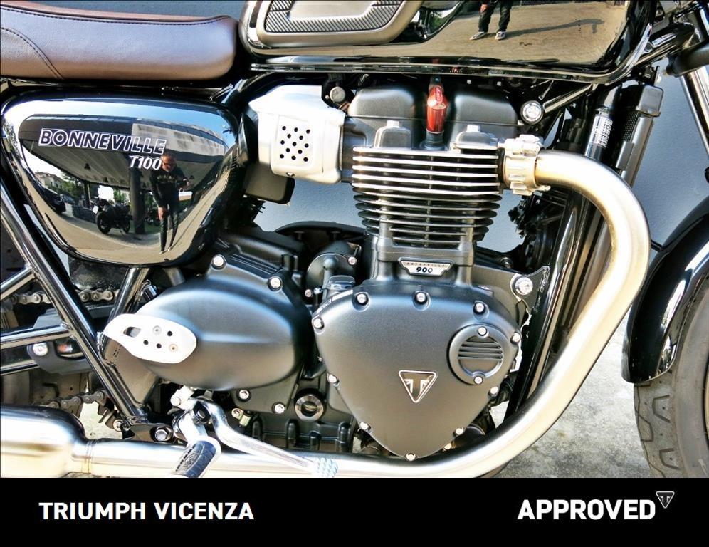TRIUMPH Bonneville 900 T100 Black