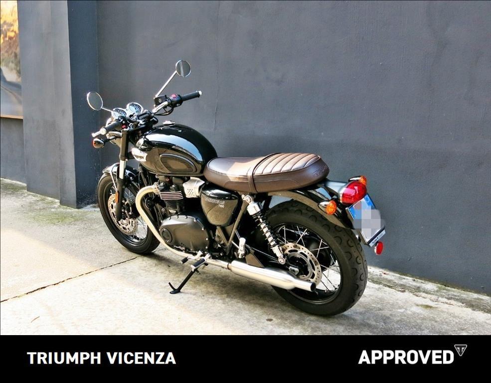 TRIUMPH Bonneville 900 T100 Black