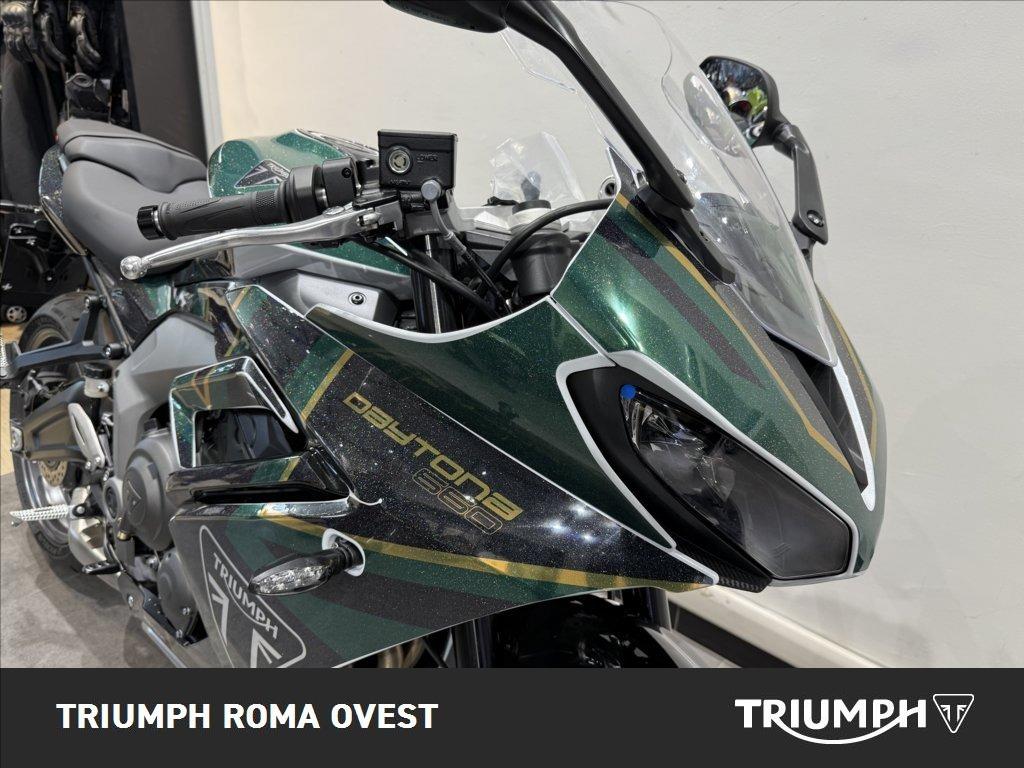 TRIUMPH Daytona 660 Abs