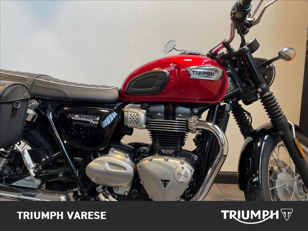 TRIUMPH Bonneville 900 T100 