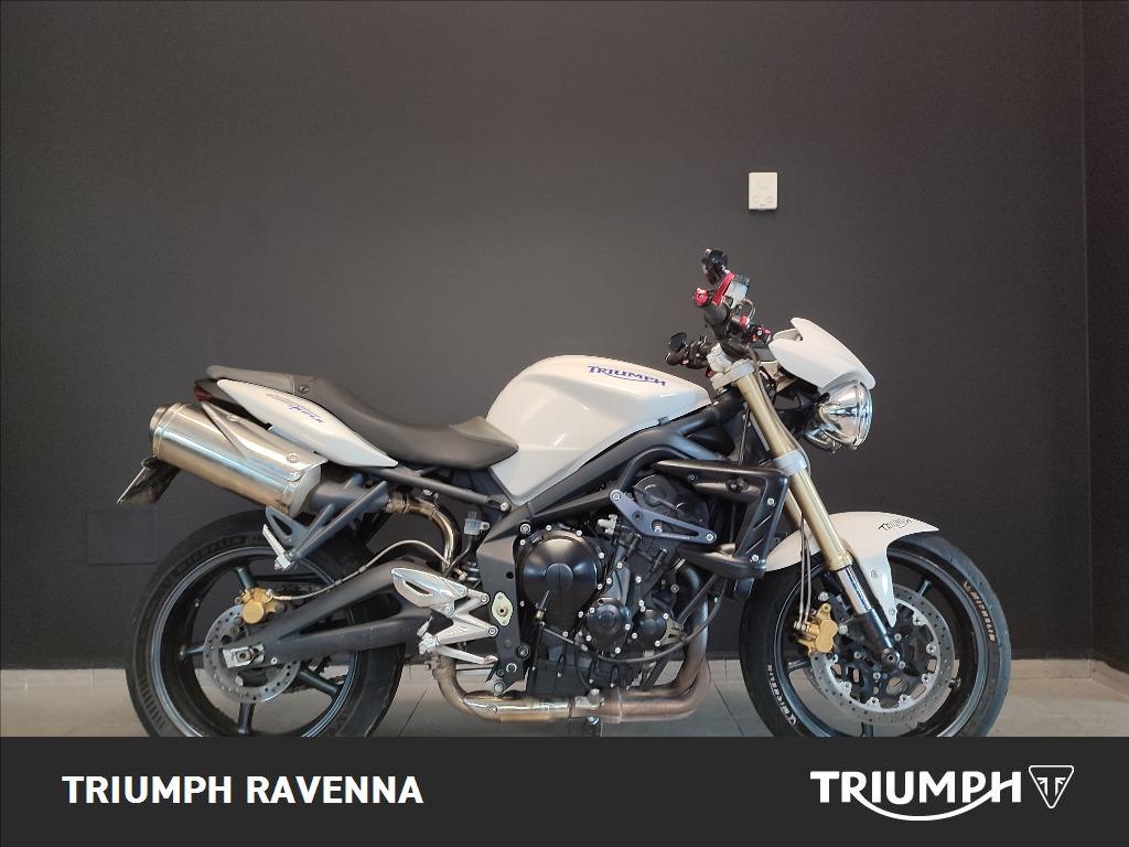 TRIUMPH Street Triple 675 
