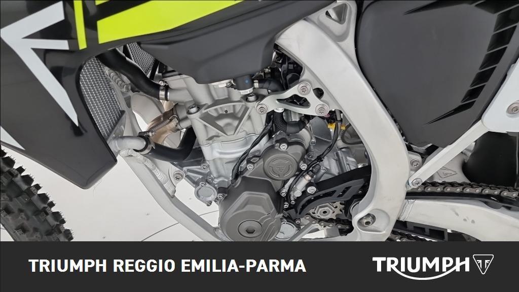 TRIUMPH TF 250 X Abs