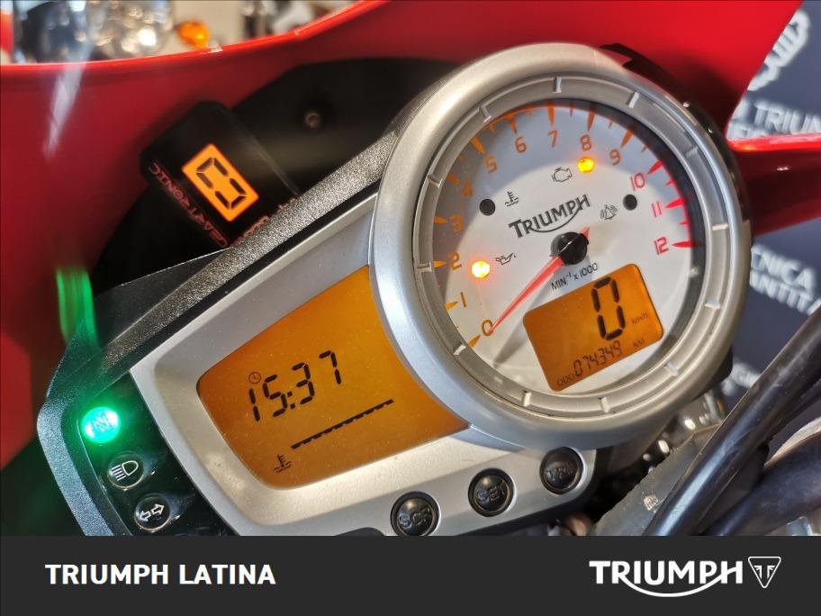 TRIUMPH Speed Triple 1050 