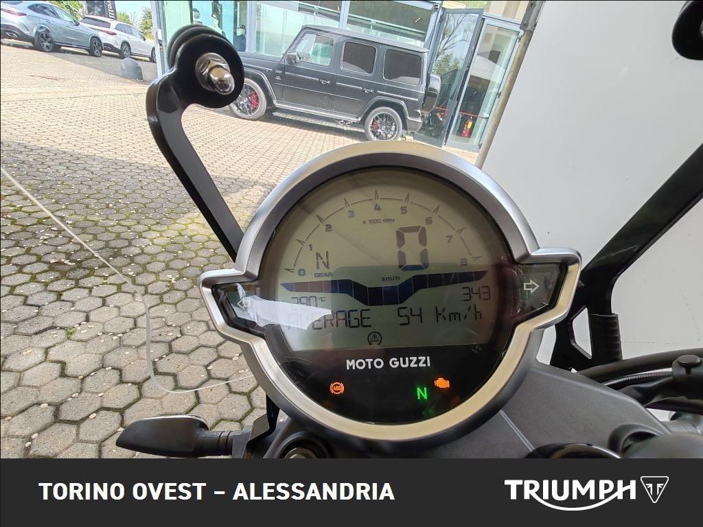MOTO GUZZI V7 850 Stone Abs
