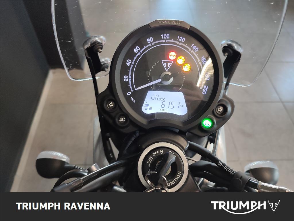 TRIUMPH Speed Twin 900 Chrome Edition Abs