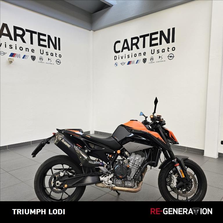 KTM 890 Duke 