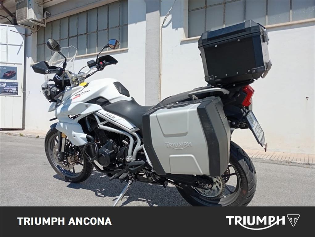 TRIUMPH Tiger 800 