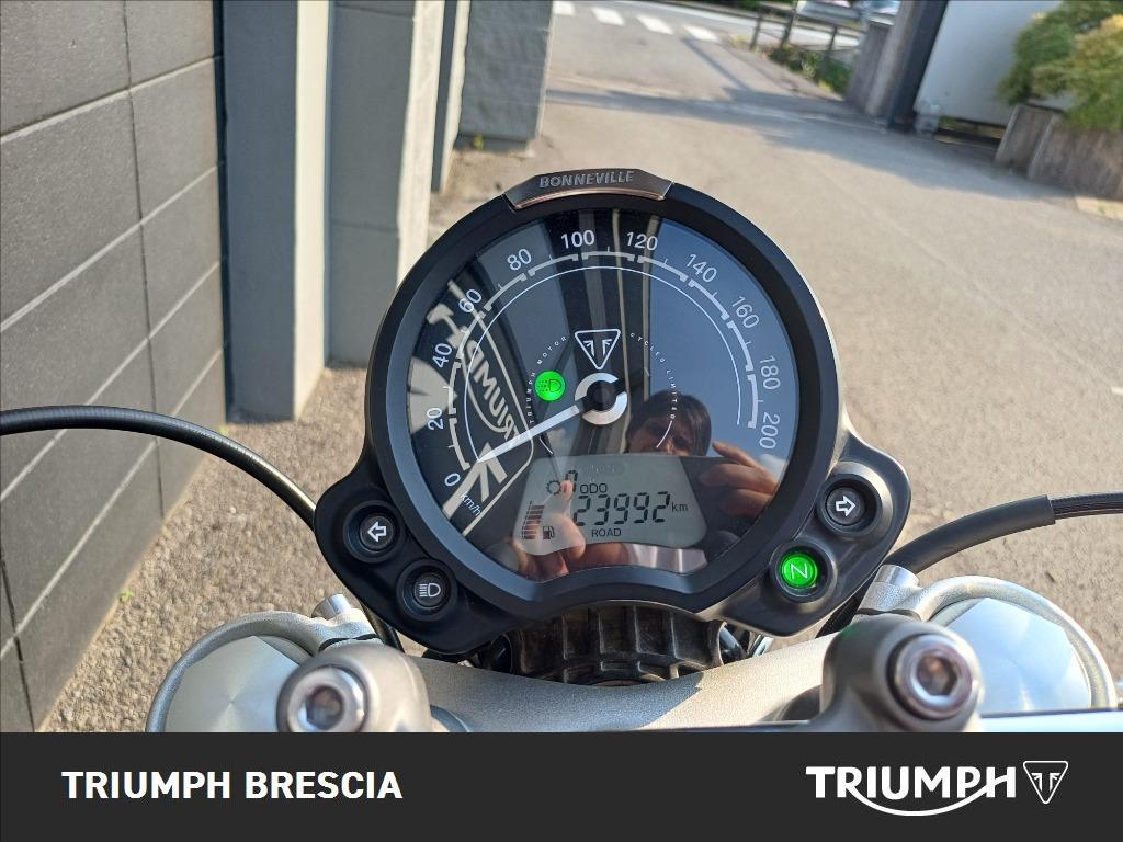 TRIUMPH Bonneville 1200 Speedmaster E5