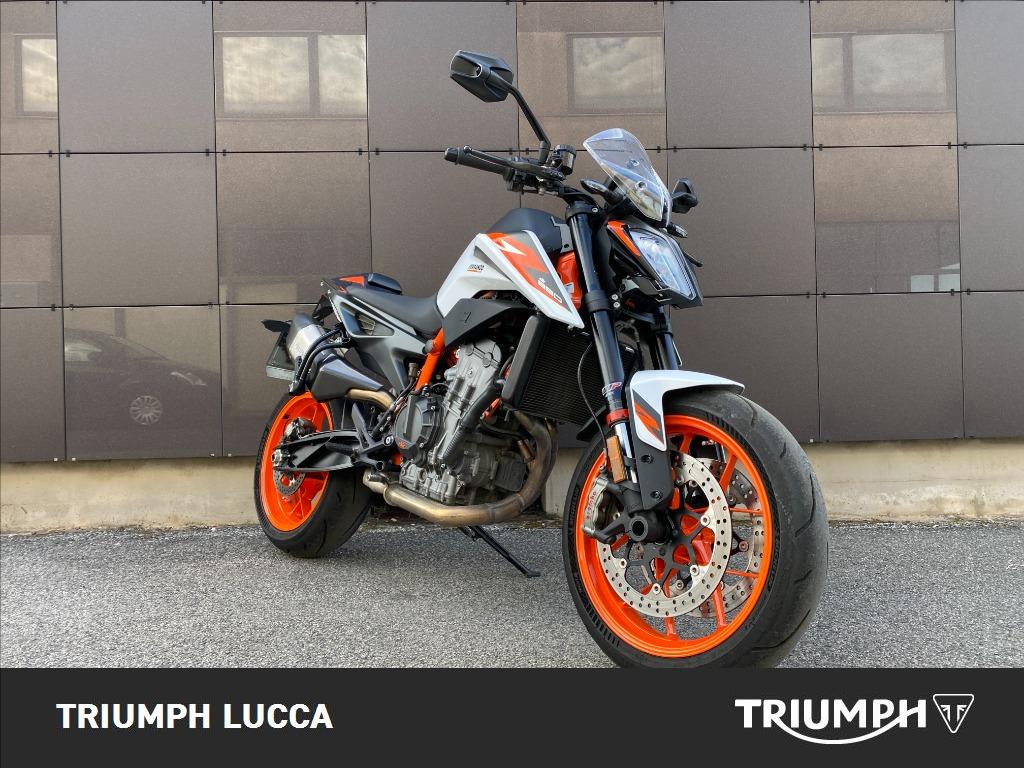 KTM 890 Duke R
