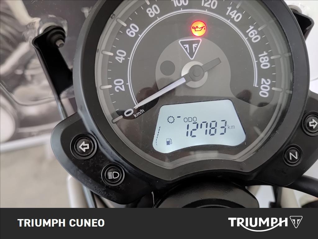 TRIUMPH Street Scrambler 900 