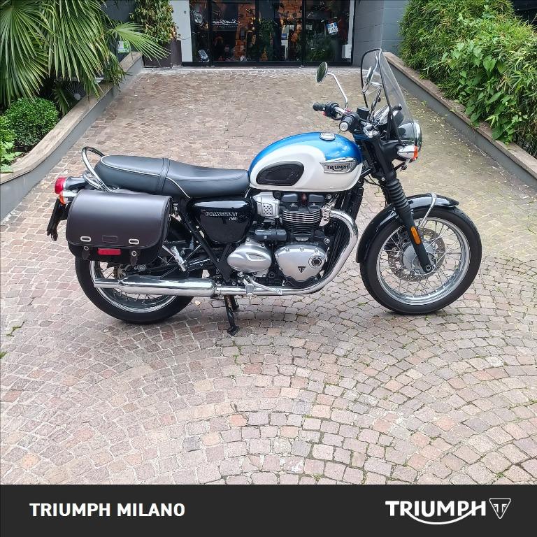TRIUMPH Bonneville 900 T100 