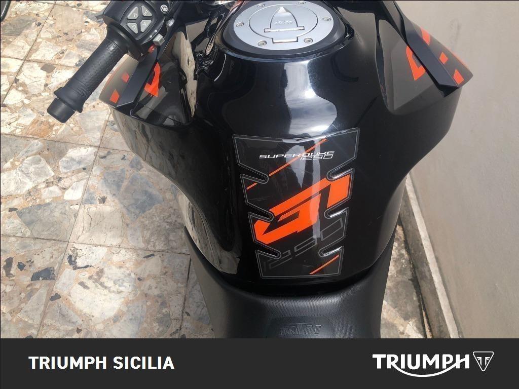 KTM 1290 Super Duke GT